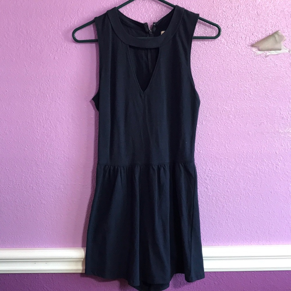 Keyhole Neck Romper w/ Pockets
